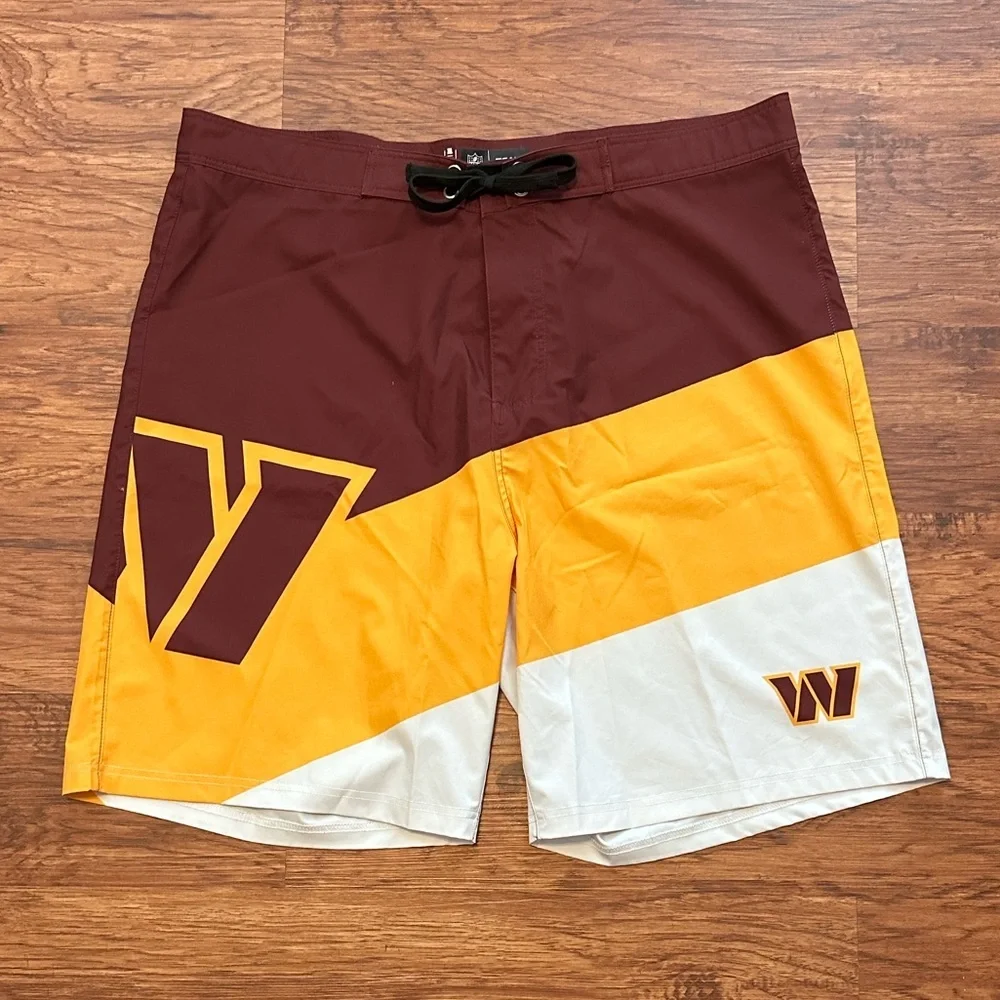 FOCO Men's Swim Washington Commanders Boardshorts NWOT Size XL